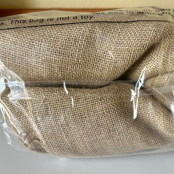 11 Yards x 18 inches Wide Burlap Table Runner Wedding Table Runner for Weddings - Picture 2 of 3